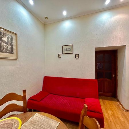 Apartment In The City Centre Lviv Luaran gambar