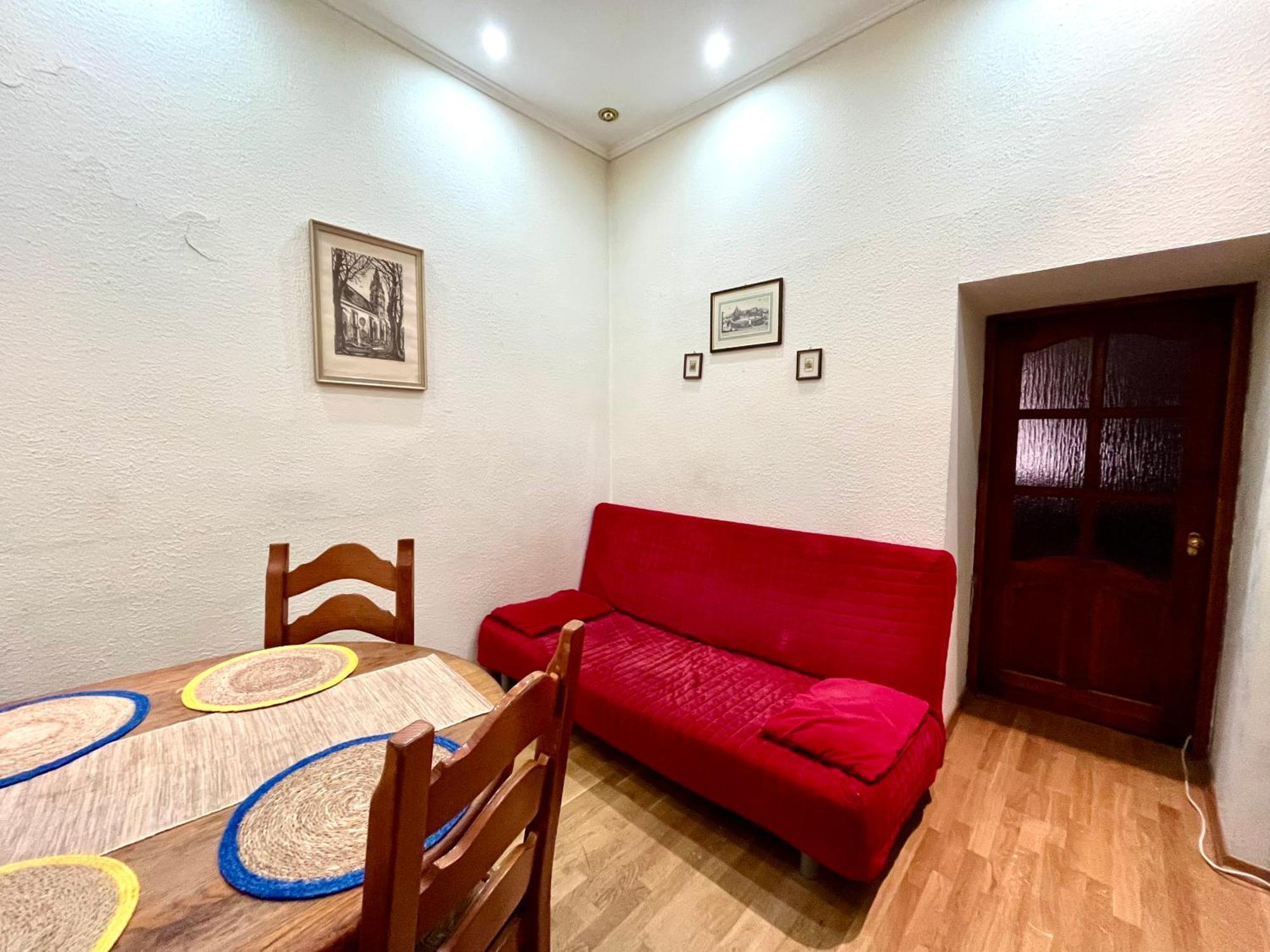 Apartment In The City Centre Lviv Luaran gambar