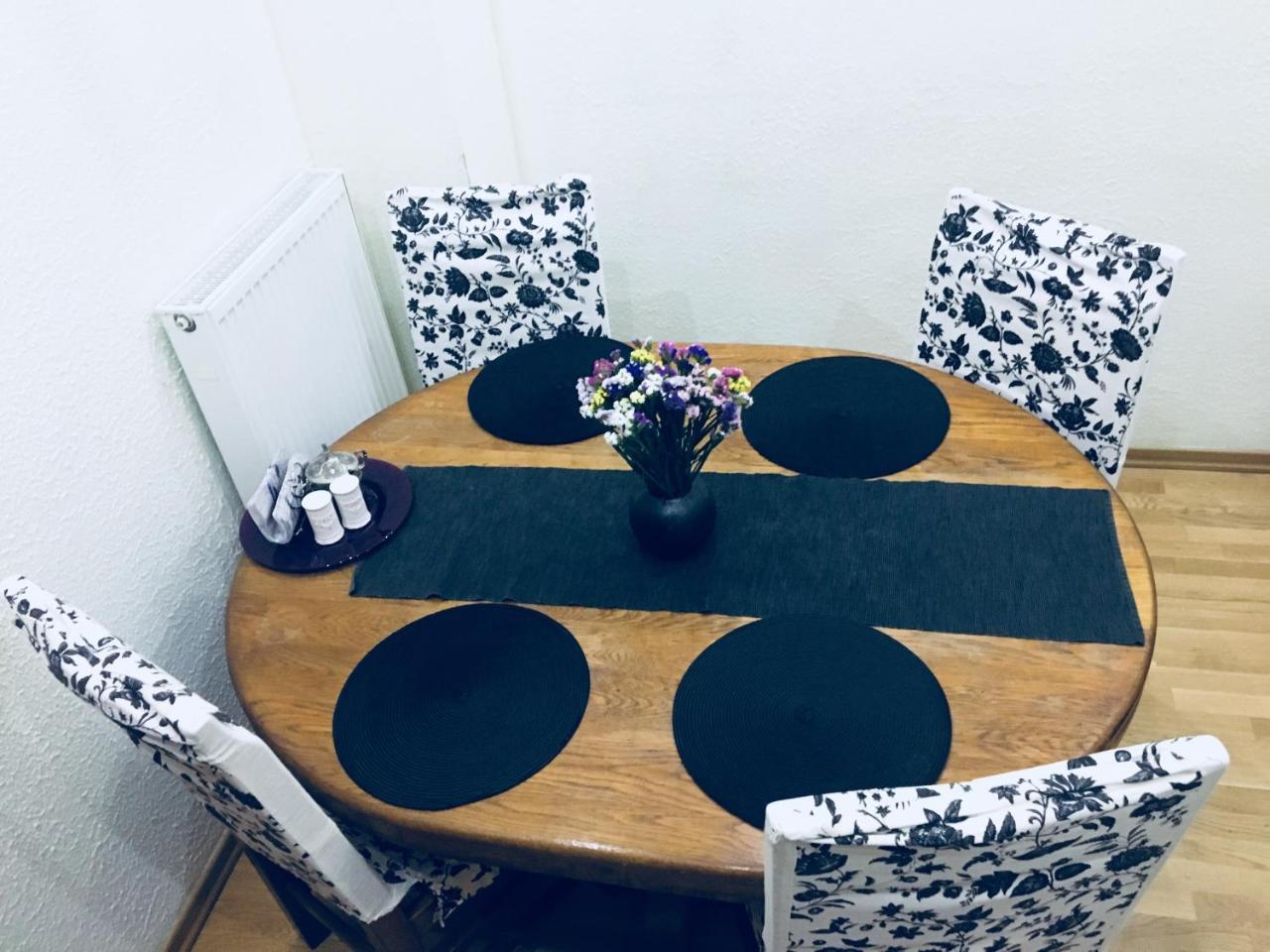 Apartment In The City Centre Lviv Luaran gambar