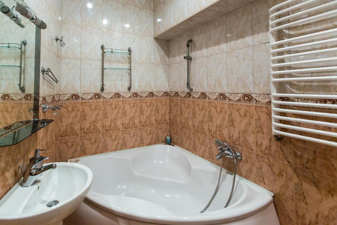 Apartment In The City Centre Lviv Luaran gambar
