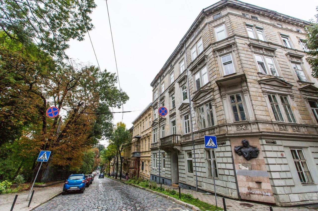 Apartment In The City Centre Lviv Luaran gambar